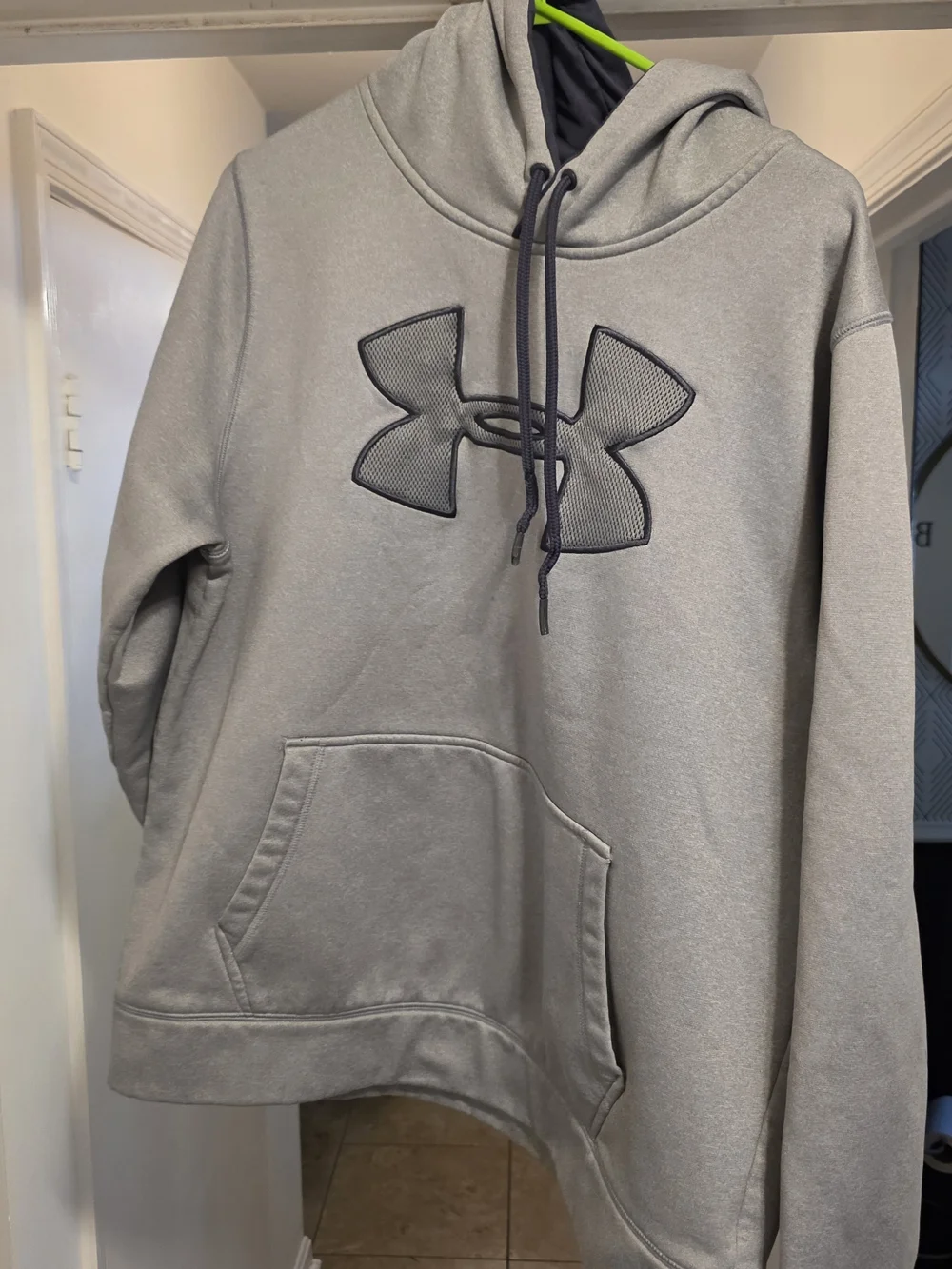 Under Armour Gray Pullover Hoodie with Logo - Picture 1 of 3